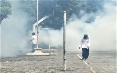 Kegiatan Fogging SMP N 3 Tambakromo